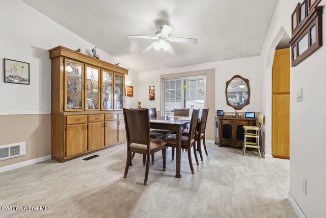 14884 N Batchelder St, Rathdrum, ID 83858