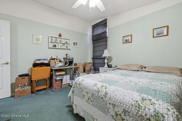 14884 N Batchelder St, Rathdrum, ID 83858