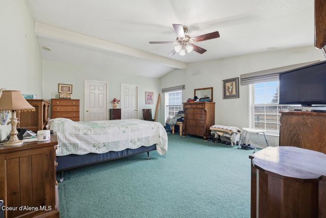 14884 N Batchelder St, Rathdrum, ID 83858