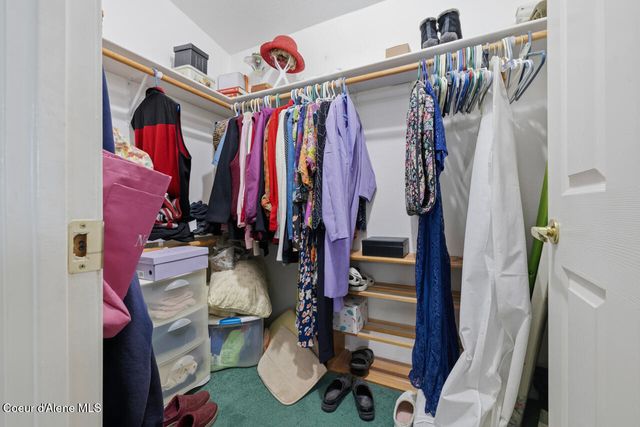 14884 N Batchelder St, Rathdrum, ID 83858