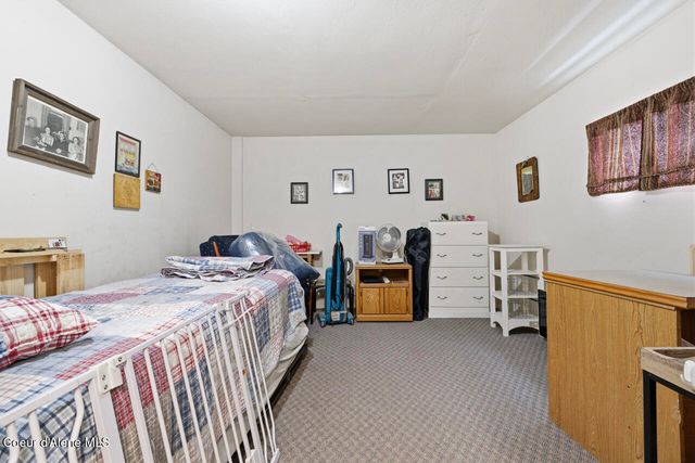 14884 N Batchelder St, Rathdrum, ID 83858