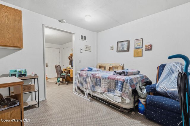 14884 N Batchelder St, Rathdrum, ID 83858