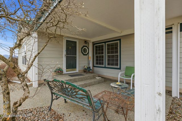 14884 N Batchelder St, Rathdrum, ID 83858