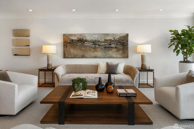 1200 California Street 9C, San Francisco, CA 94109