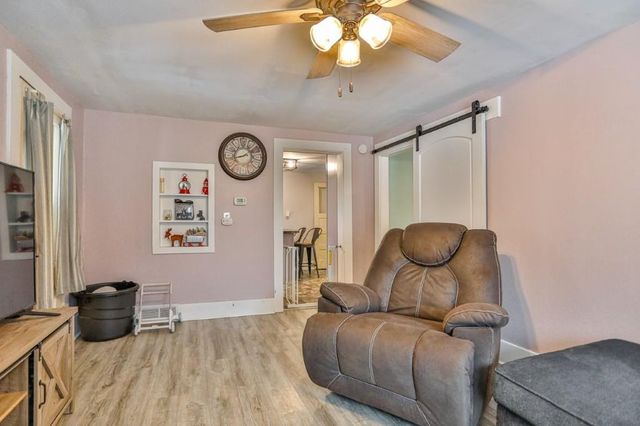 1119 N 9TH AVENUE, Wausau, WI 54401