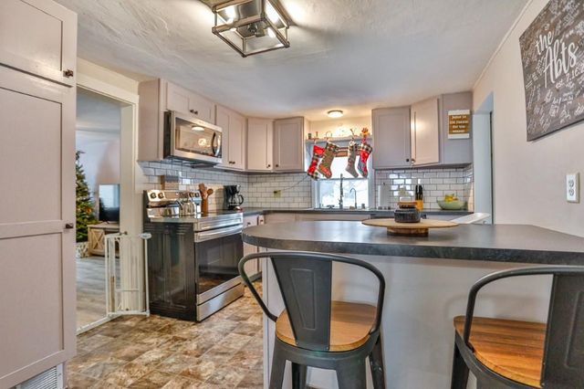 1119 N 9TH AVENUE, Wausau, WI 54401