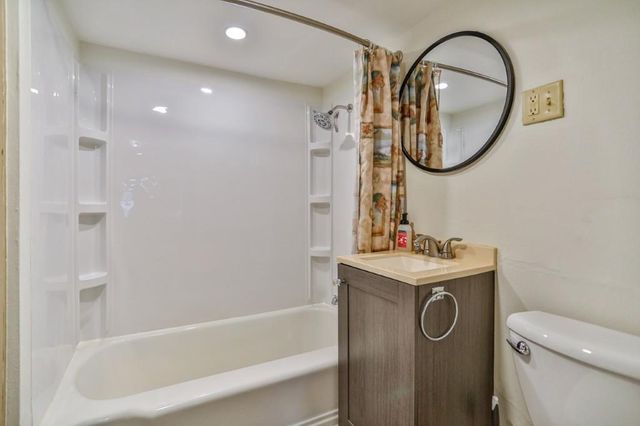 1119 N 9TH AVENUE, Wausau, WI 54401