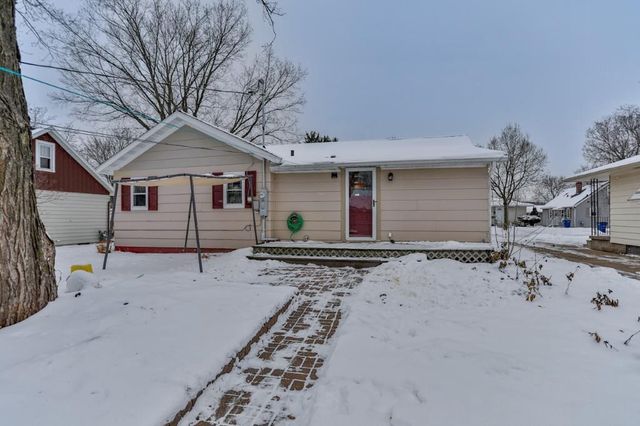 1119 N 9TH AVENUE, Wausau, WI 54401
