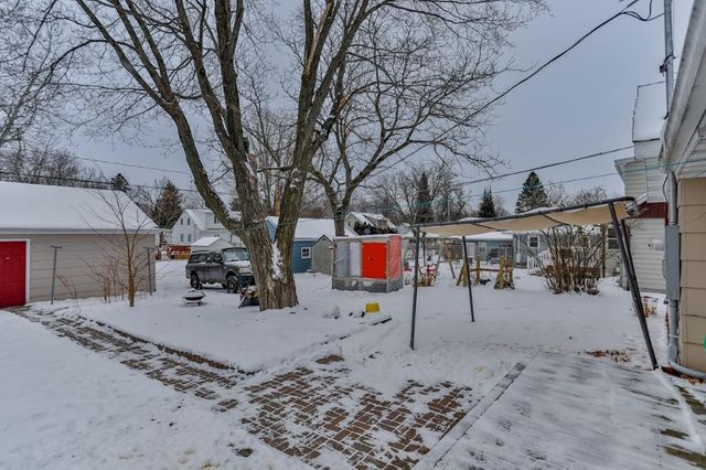 1119 N 9TH AVENUE, Wausau, WI 54401