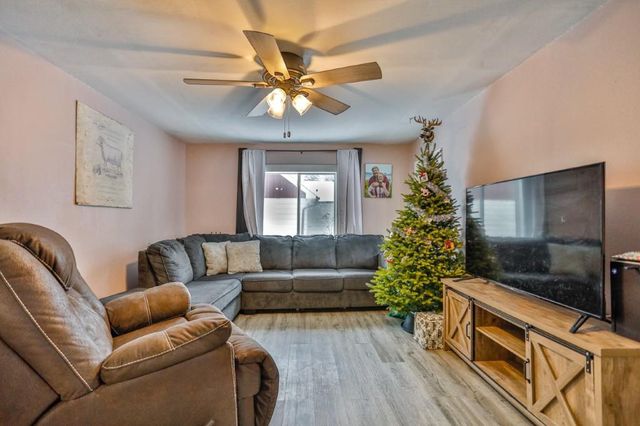 1119 N 9TH AVENUE, Wausau, WI 54401