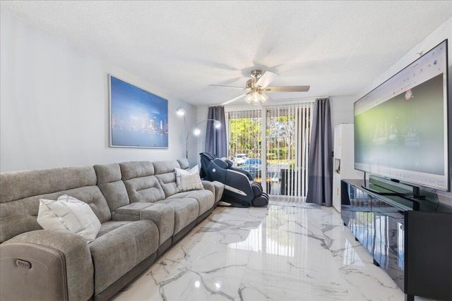 7824 Sonoma Springs Circle 109, Greenacres, FL 33463