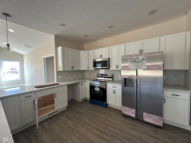 2540 W Grubb Lane, Covington, IN 47932