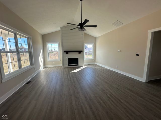 2540 W Grubb Lane, Covington, IN 47932