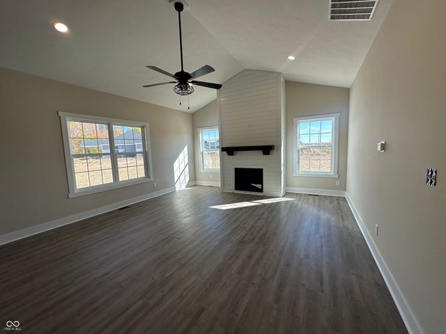 2540 W Grubb Lane, Covington, IN 47932