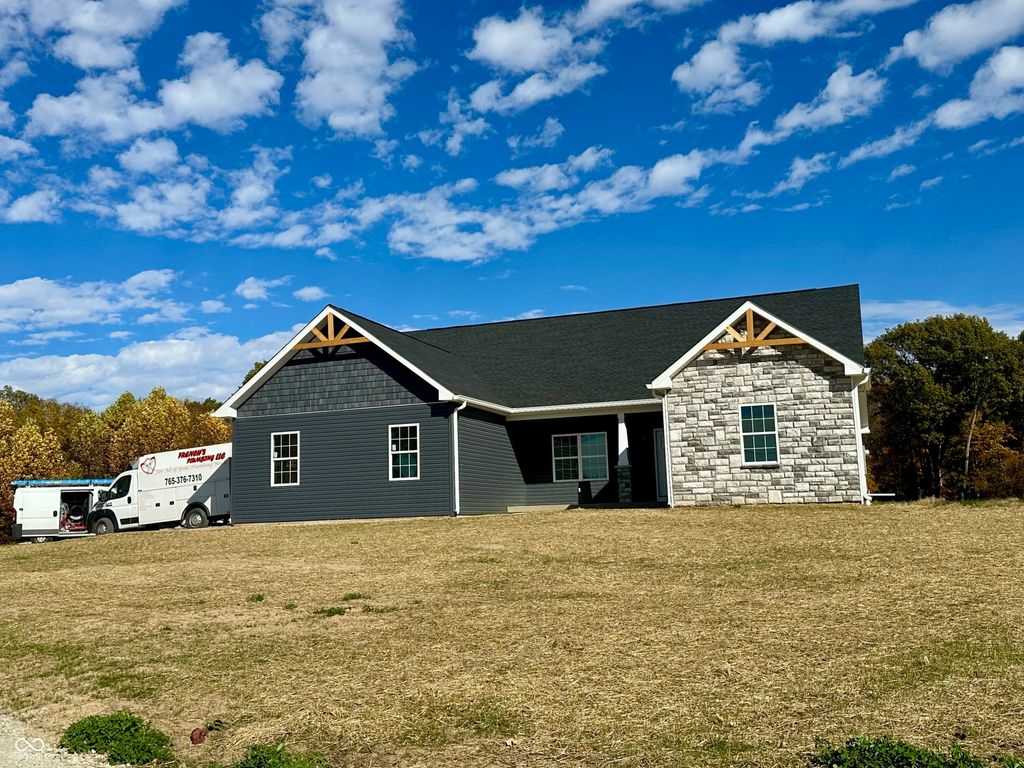 2540 W Grubb Lane, Covington, IN 47932