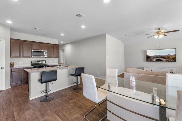 13817 Rock Island Trail, Conroe, TX 77384