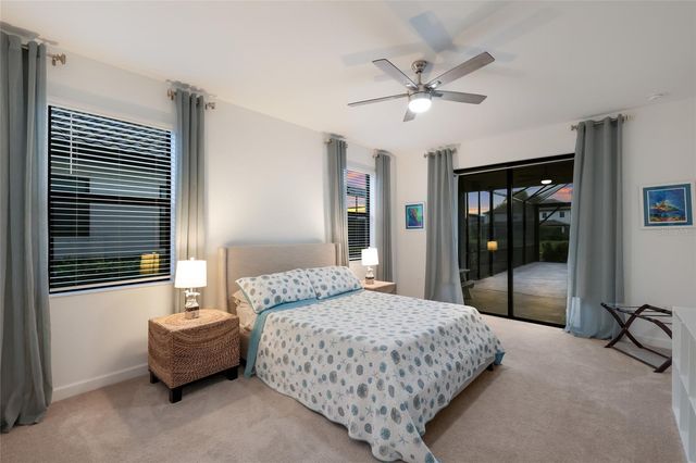 4913 COASTAL DAYS LANE, Lakewood Ranch, FL 34211
