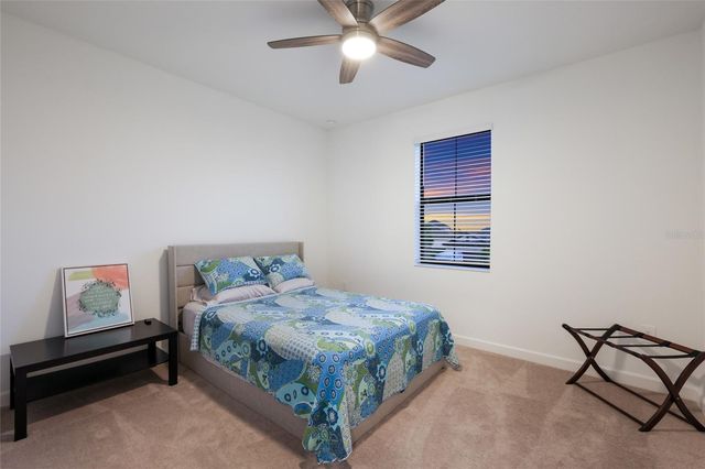 4913 COASTAL DAYS LANE, Lakewood Ranch, FL 34211