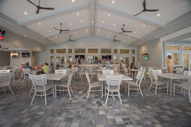 4913 COASTAL DAYS LANE, Lakewood Ranch, FL 34211
