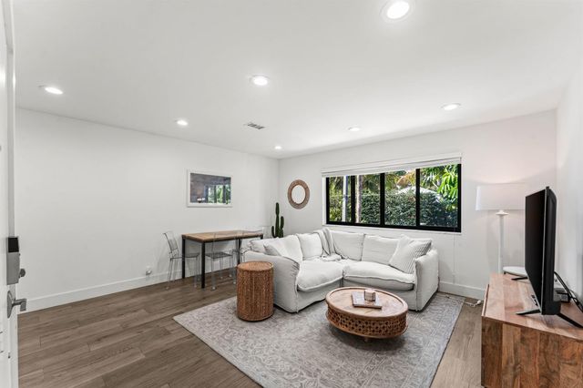 250 S Ocean Boulevard 279, Delray Beach, FL 33483