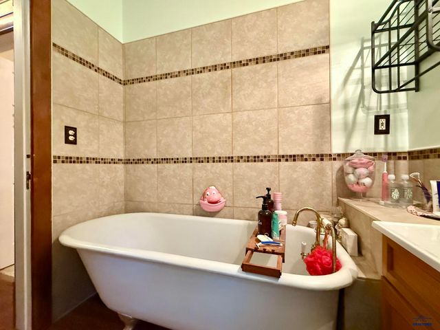 906 MAIN, Deadwood, SD 57732