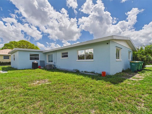 420 GREENWICH AVENUE NW, Port Charlotte, FL 33952