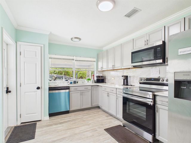 420 GREENWICH AVENUE NW, Port Charlotte, FL 33952
