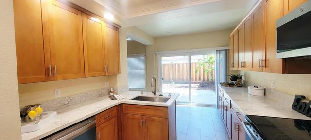 1146 Rosebriar Way, San Jose, CA 95131