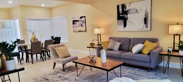 1146 Rosebriar Way, San Jose, CA 95131