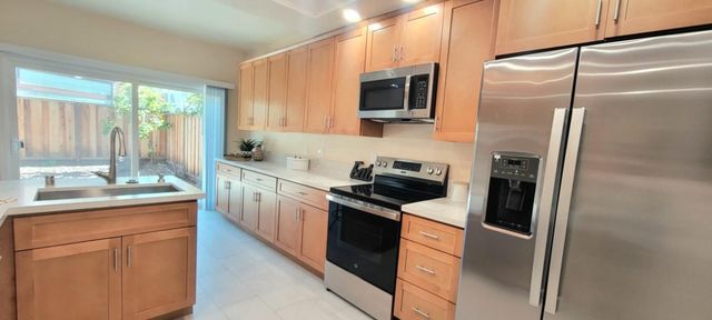 1146 Rosebriar Way, San Jose, CA 95131