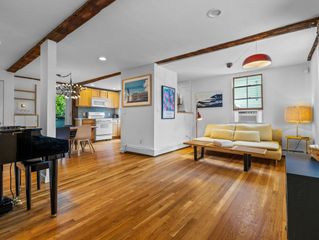9 Thorpe St 9, Somerville, MA 02143