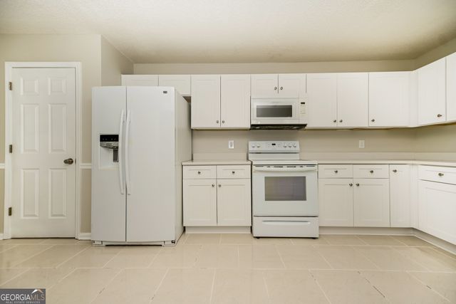 1038 Hampton Road, Hampton, GA 30228