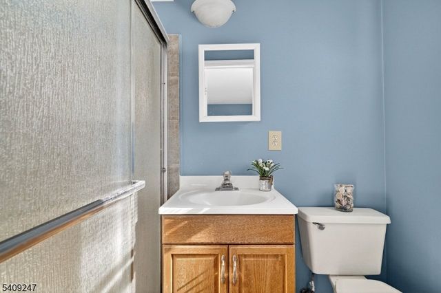 141 Terhune Ln, Hillsborough Twp., NJ 08844