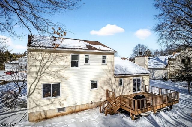 141 Terhune Ln, Hillsborough Twp., NJ 08844