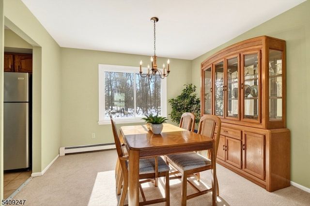 141 Terhune Ln, Hillsborough Twp., NJ 08844