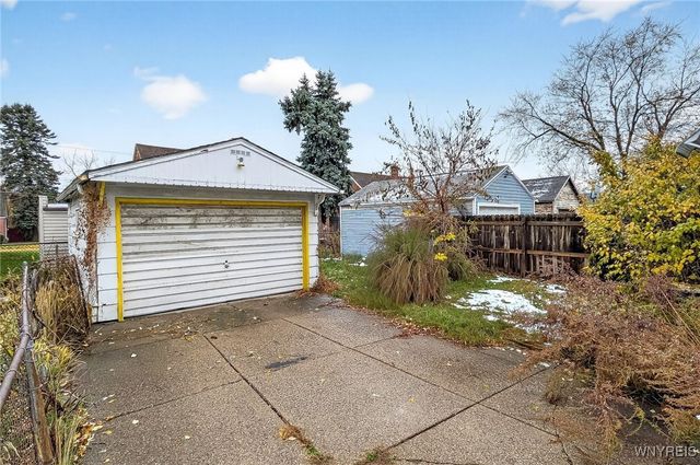 141 Millicent Avenue, Buffalo, NY 14215