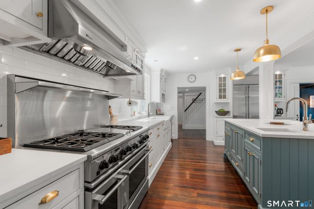 4 Crawford Road, Westport, CT 06880
