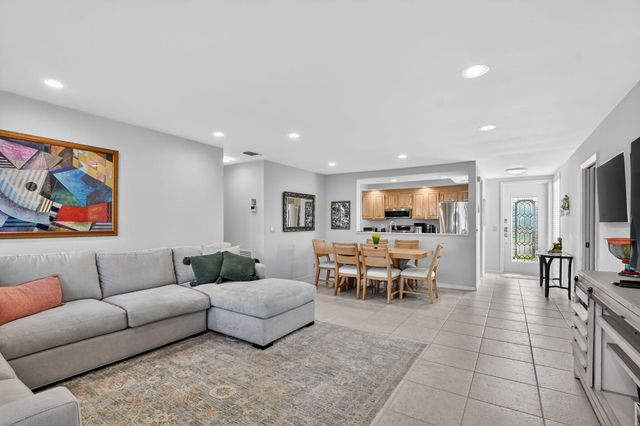 19809 Boca West Drive 4043, Boca Raton, FL 33434