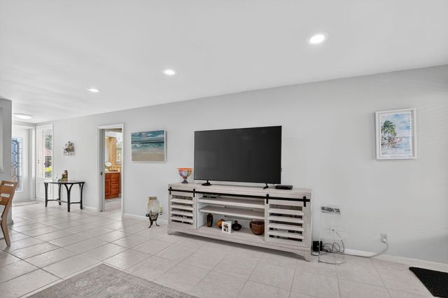 19809 Boca West Drive 4043, Boca Raton, FL 33434