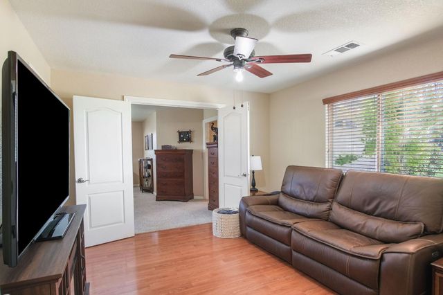 631 E Barnhart Rd, Turlock, CA 95382