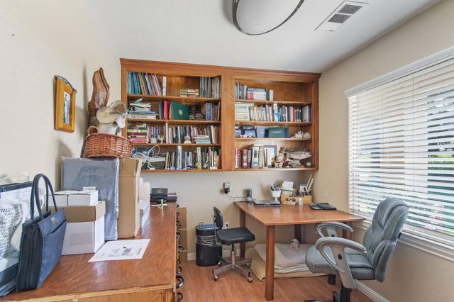 631 E Barnhart Rd, Turlock, CA 95382