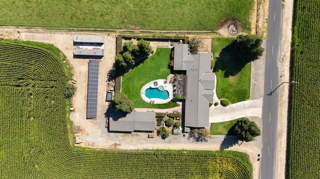 631 E Barnhart Rd, Turlock, CA 95382