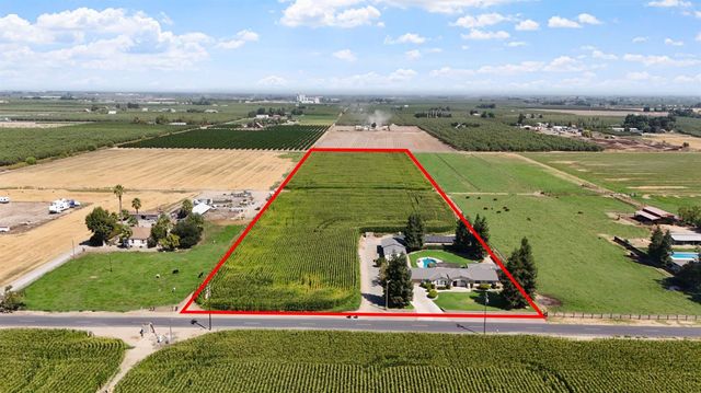 631 E Barnhart Rd, Turlock, CA 95382