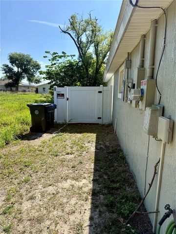 313 OAK STREET, Auburndale, FL 33823