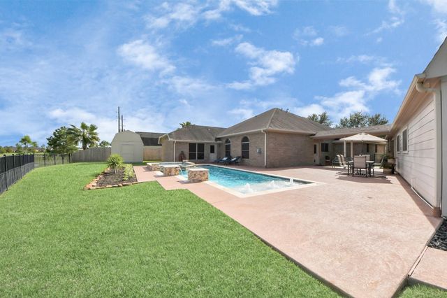 6711 Eagle Run, Manvel, TX 77578