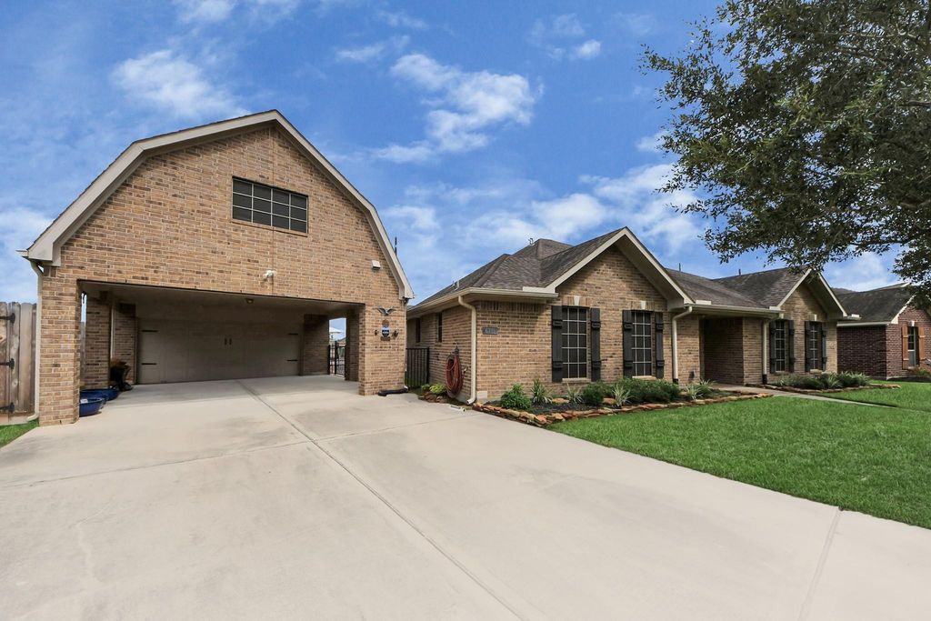 6711 Eagle Run, Manvel, TX 77578
