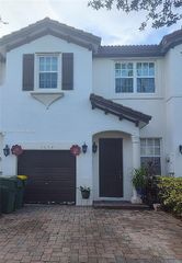 1054 NE 30th Ave, Homestead, FL 33033
