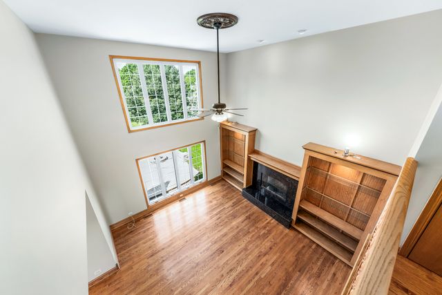 1344 Cantigny Court, Naperville, IL 60565