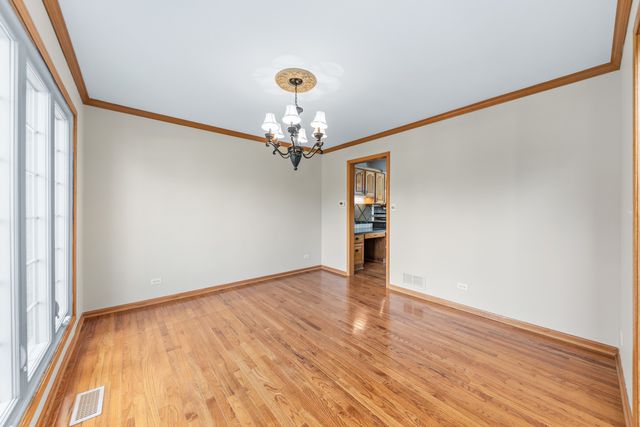 1344 Cantigny Court, Naperville, IL 60565