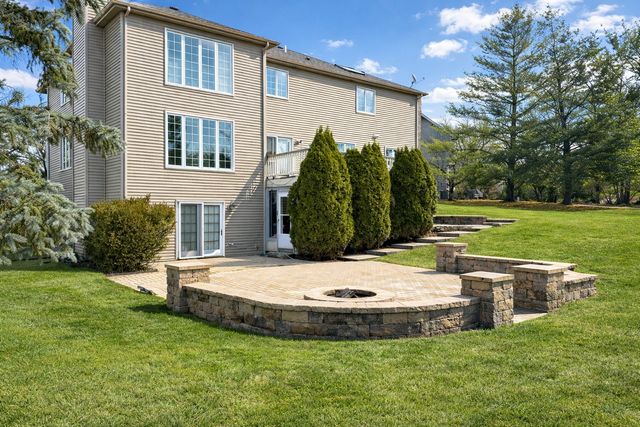 1344 Cantigny Court, Naperville, IL 60565